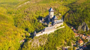 karlštejn bird eye